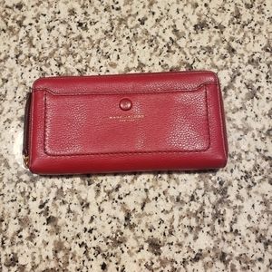 Marc Jacobs Vertical Zip Around Wallet
